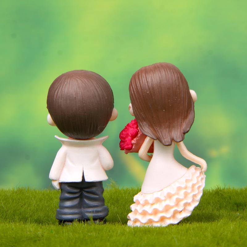 Adorable Western-Style Newlywed Couple Korean-Inspired Creative Figurines for DIY Garden Landscapes