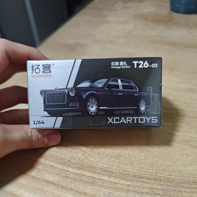 1/64 Scale Hongqi Guoli Alloy Diecast Simulated Car Model Three Box Business Sedan Collectible Ornament For Car Collectors