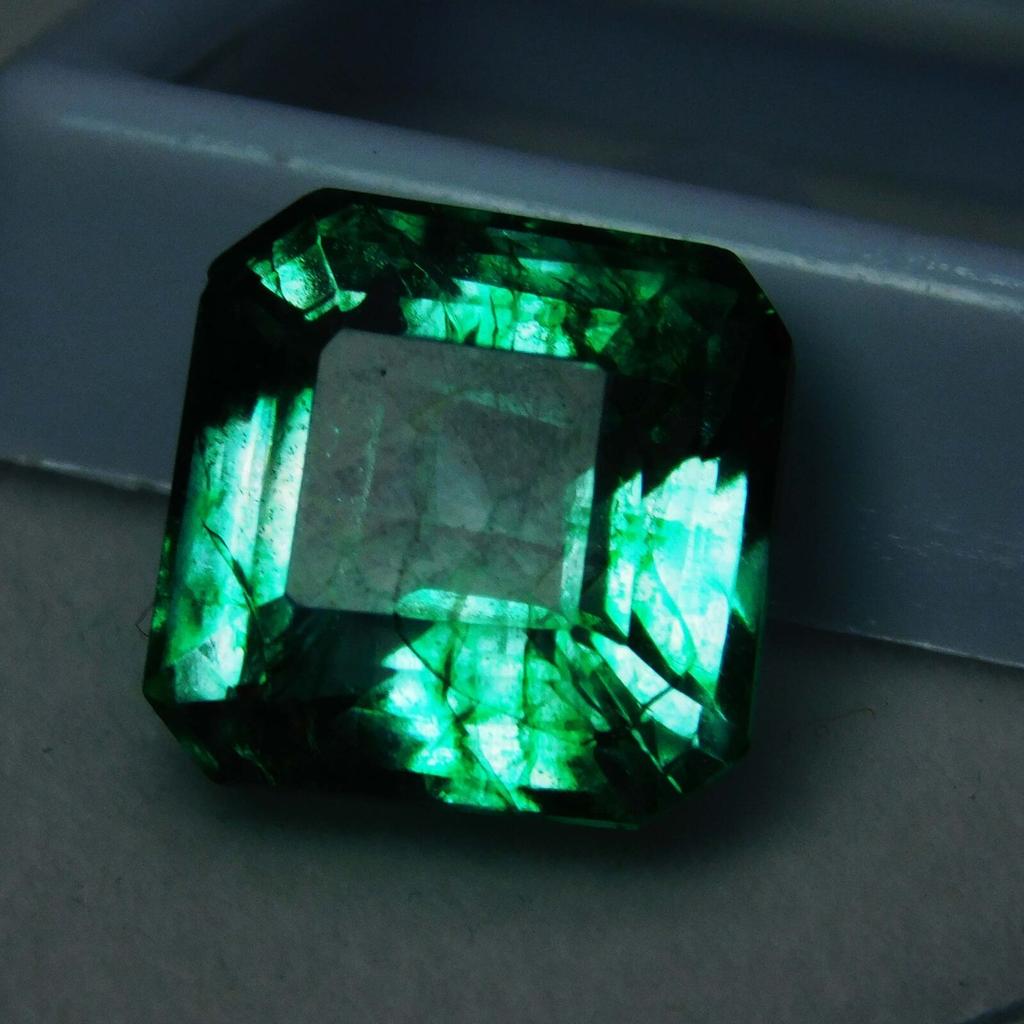 Exclusive Green EMERALD Muzo Natural 6.90 Ct CERTIFIED Loose Gemstone Square Cut
