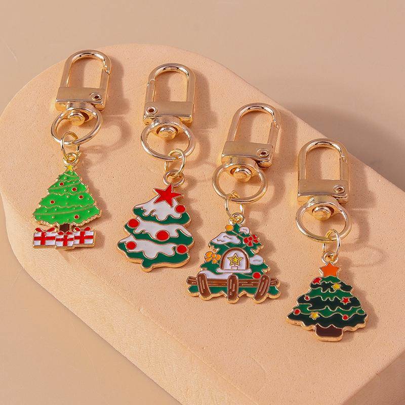 Cute Enamel Christmas Tree Keychain Santa Claus Keyring Pendants for Car Key Holder Handbag Decor Charms X'mas Jewelry Gifts