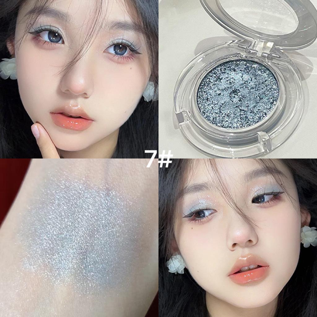 FAICCLA Fei Xi Shimmering Eyeshadow: Soft, Glutinous Texture with Bright, Highlighting Shimmer.