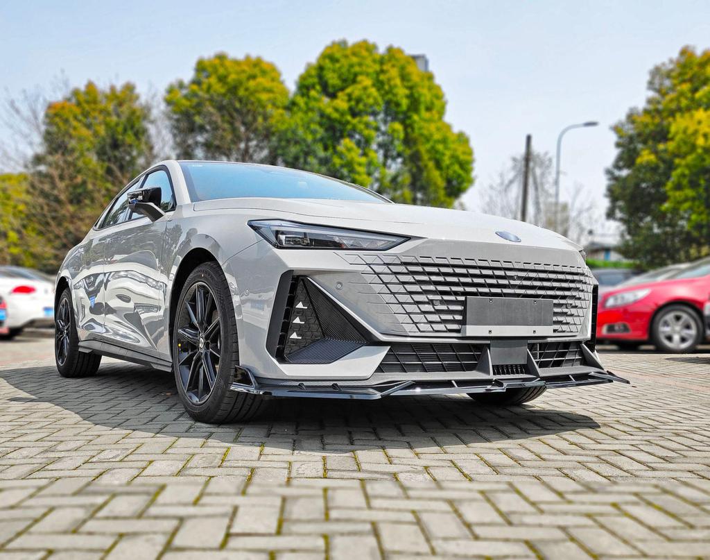 2022 Changan UNI-V Front Lip & Rear Spoiler Kit: Non-Destructive Install with Bumper Protector