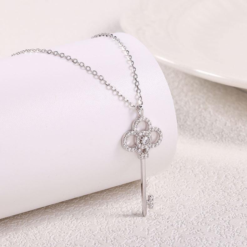 S925 Sterling Silver Light Luxury Key Necklace - Spring/Summer Clavicle Chain