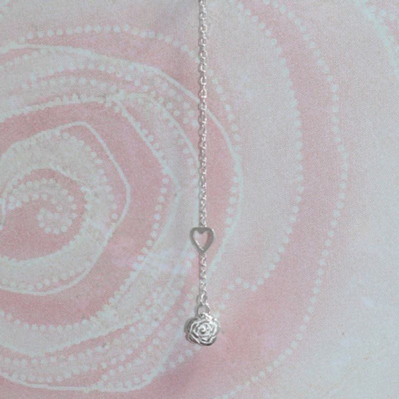 LOASI lovely rose. long heart chain necklace