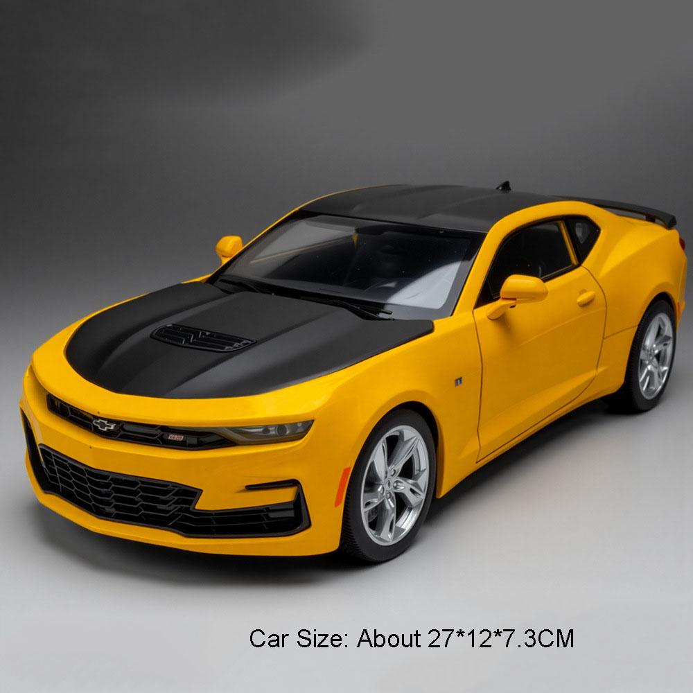 Large 1:18 Scale Camaro 530LI Model Car Toy Sliding Suspension Adjustable Seats High Simulation Sports Cars Models Kids Gifts