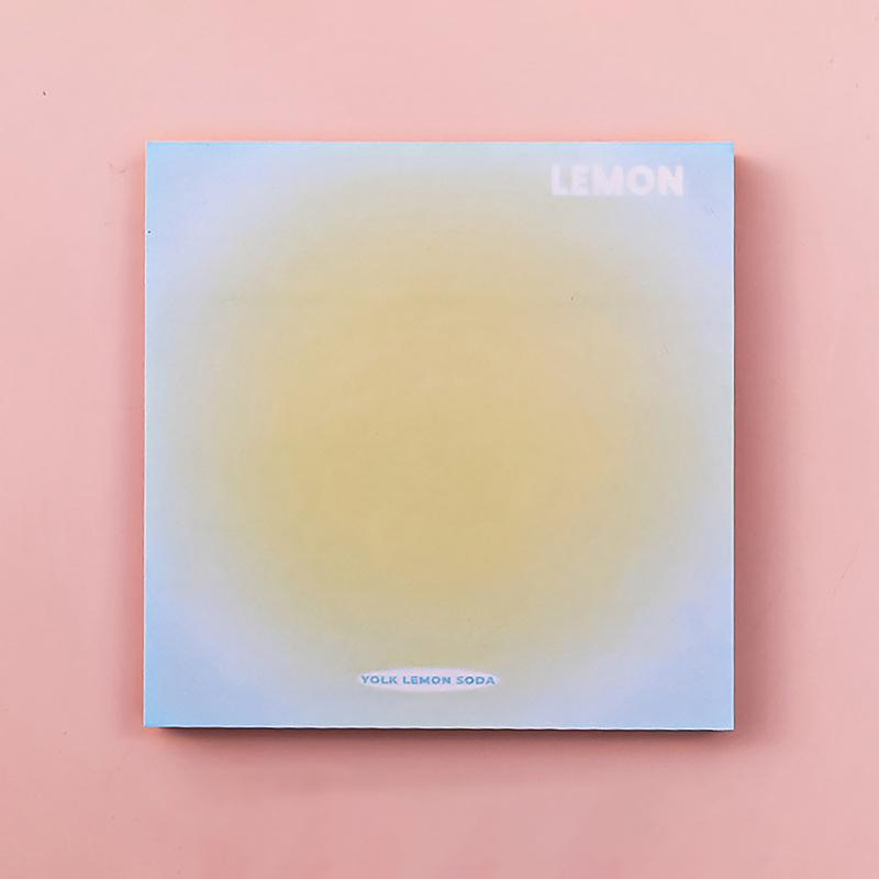 

Градиентная бумага для заметок Студенты Наносят румяна Градиентная бумага для заметок N раз Студенческая бумага для заметок с гало синий