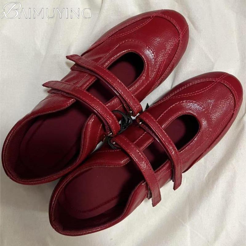 Ballet Flats Shoes Women Sneakers Casual Brand 2025 Trend Spring New Burgundy Retro Leather Mary Jane Design Sport Zapatos Mujer