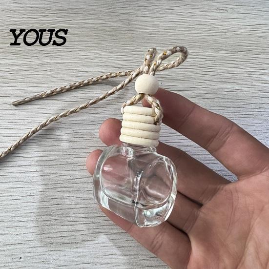 Indoor Aromatic Hanging Decor Car Perfume Bottle Pendant, Creative Air Freshener Diffuser Essential Oil for Vehicle, Portable Holder, Interior