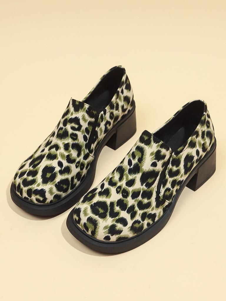 Buty damskie jesienne na grubym obcasie, na niskim obcasie, pojedyncze, w panterkę, wsuwane mokasyny w dużych rozmiarach