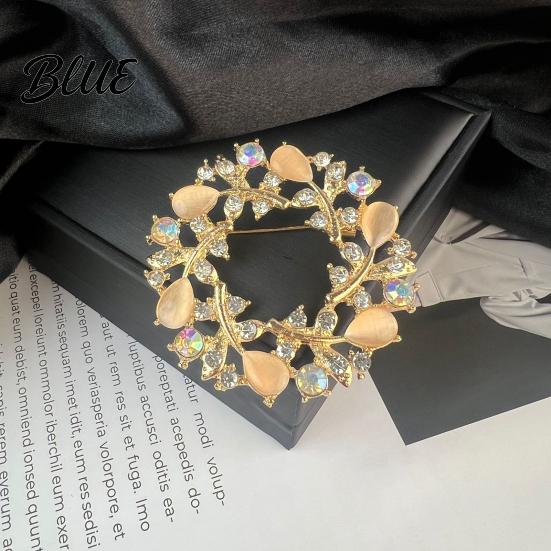 Vintage-inspired Brooch Retro Style Flower Plant Design Suit Lapel Pin