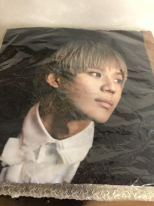

[USED] Official Merchandise SHINee Taemin PRESS IT Cushion Cover