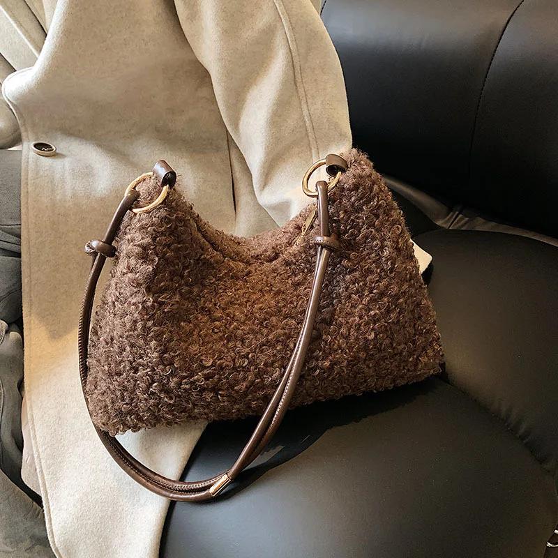 2023 New Plush Fabric Women's Shoulder Crossbody Bag Small Fashion Lambs Wool Fluffy Fur Winter Female Bag Designer Handbags