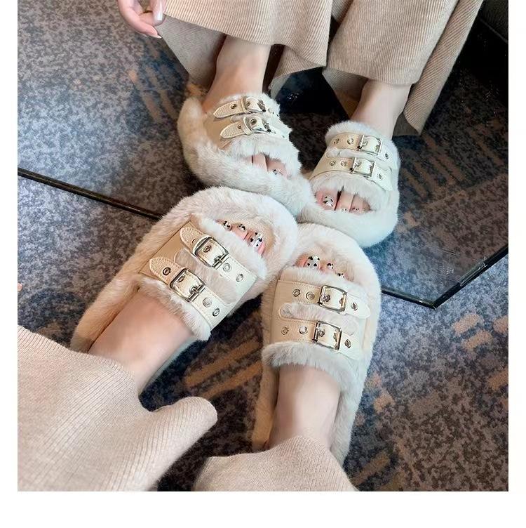 Doppelreihe ein Wort mit quadratischer Schnalle haarige äußere Hausschuhe 2025 neu dicker Boden Größe Größe Größe 313233 Baumwollschlepp Frauen Winter