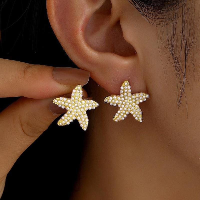 Vintage Gold Color Starfish Stud Earrings For Women Punk Metal Star Shaped Geometric Earrings Beach Vacation Zircon Gift