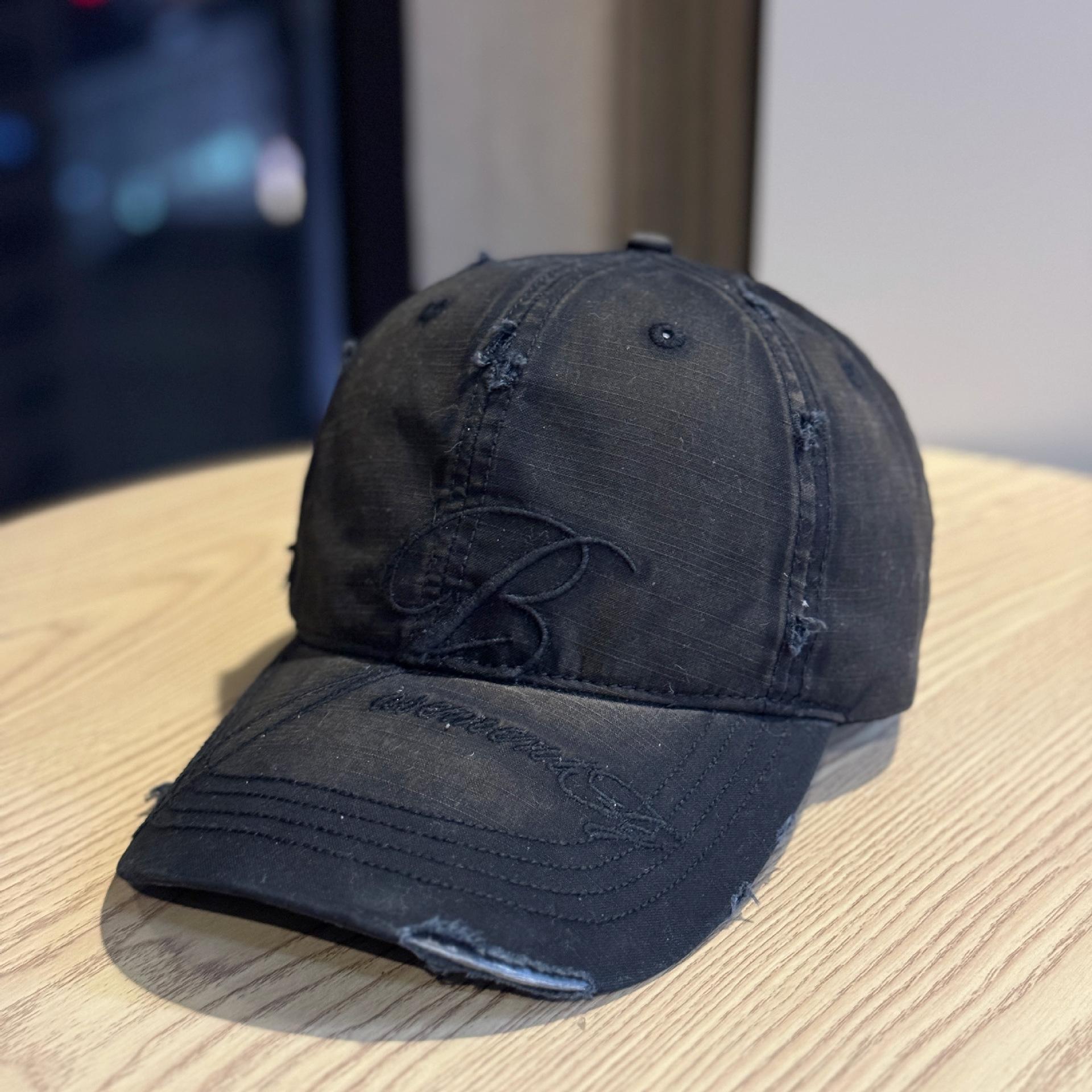 

Vintage American-style washed denim soft-top baseball cap for women, with lettering, wide brim, large head circumference, duckbill cap that makes the Adult54-60Adjustable чёрный