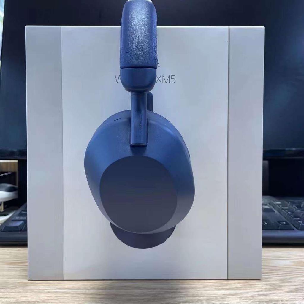 WH-1000XM5 Over-ear Bluetooth Headphones with Full Ear Cup and Low-Latency Wireless for Calls and Gaming