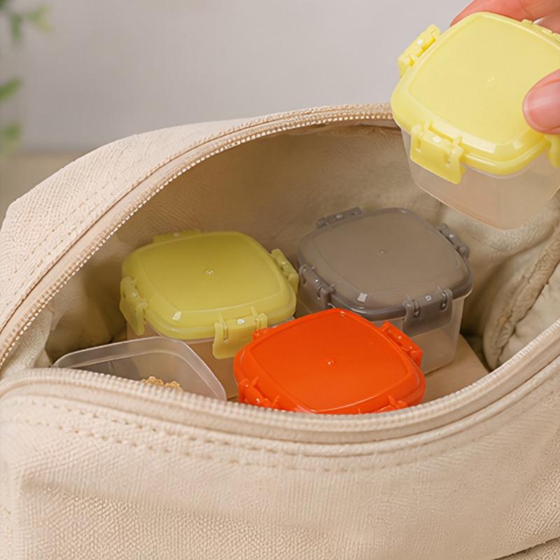 4Pcs/Set Spices Bottle Sauce Containers Seasoning Box Spice Jar Sauce Squeeze Bottle Small Condiment Storage Box