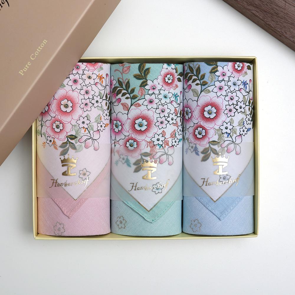 43cm Premium Cotton Floral Handkerchief: Sweat-Absorbing Gift for Moms & Teachers