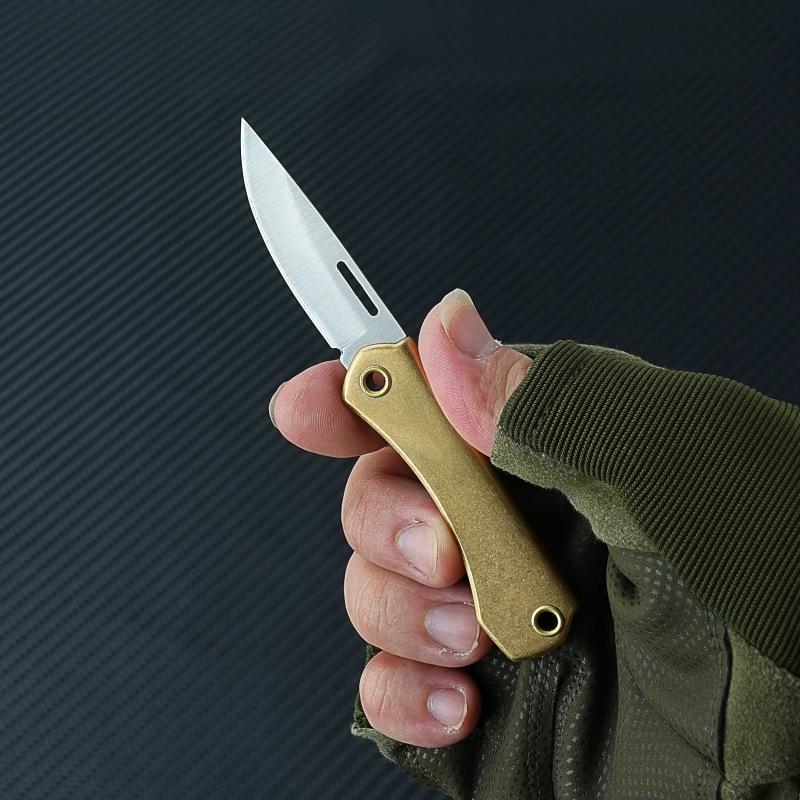 Brass Chic Mini Folding Knives Hand Tools Knife for Men Women Keychain Pocket Tool EDC Outdoor Survival Multitool Damascus Razor