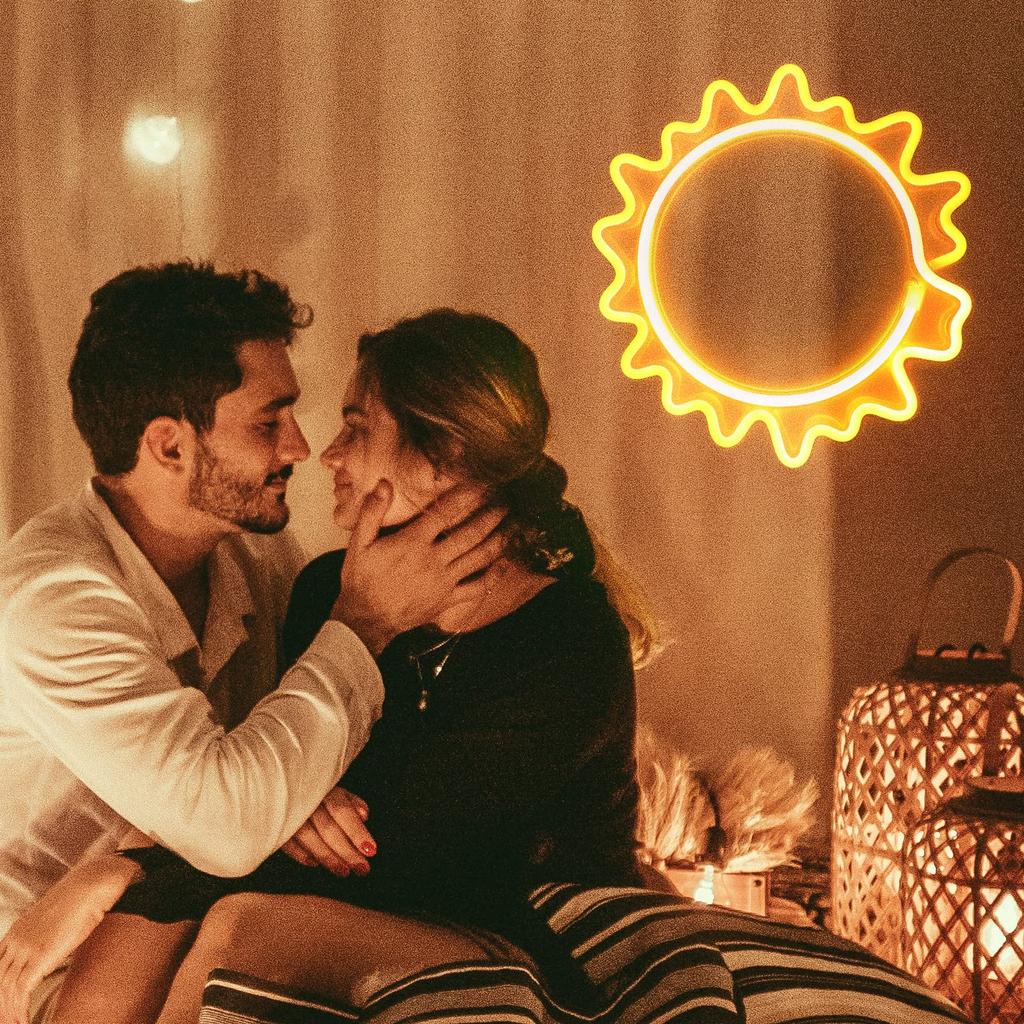 ENUOLI Sun Neon Sign USB or Battery Powered Direct from Japan