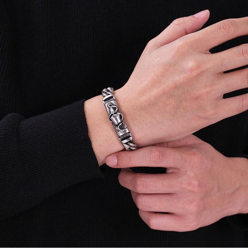 Europa Amerika Neuer Totenkopf Edelstahl Herrenarmband Tröpfelndes Parfüm Aromatherapie Mode Vielseitiger Schmuck