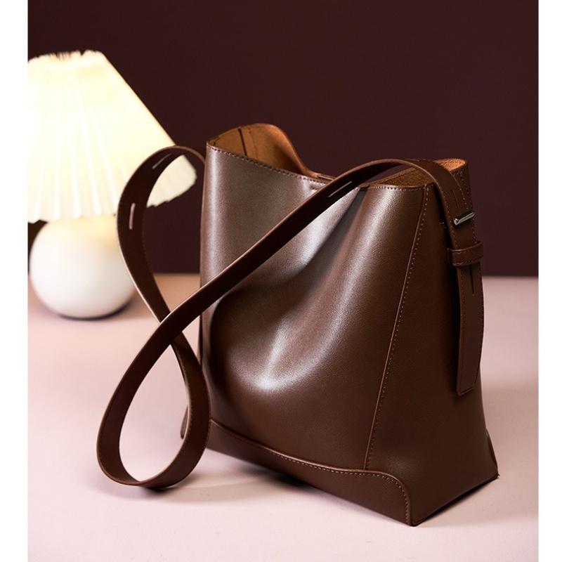 Genuine Leather Women's Messenger Bag Second Layer Cowhide Shopper Shoulder Bag Commuter Bucket Handbag Simple High-quality Female Tote Bag