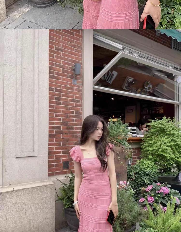 Elegantes langes rosa Kleid mit schmaler Taille und fließenden Ärmeln - Göttinnen-Stil