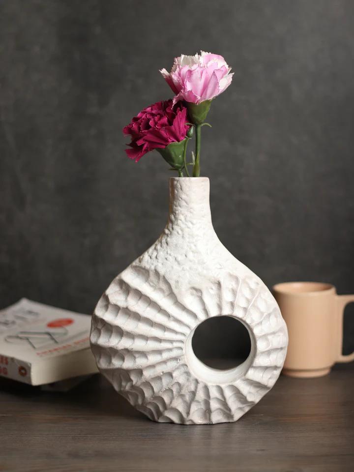 Seashell Serenity Vase Dirty pink 18 x 7 x 22 cm