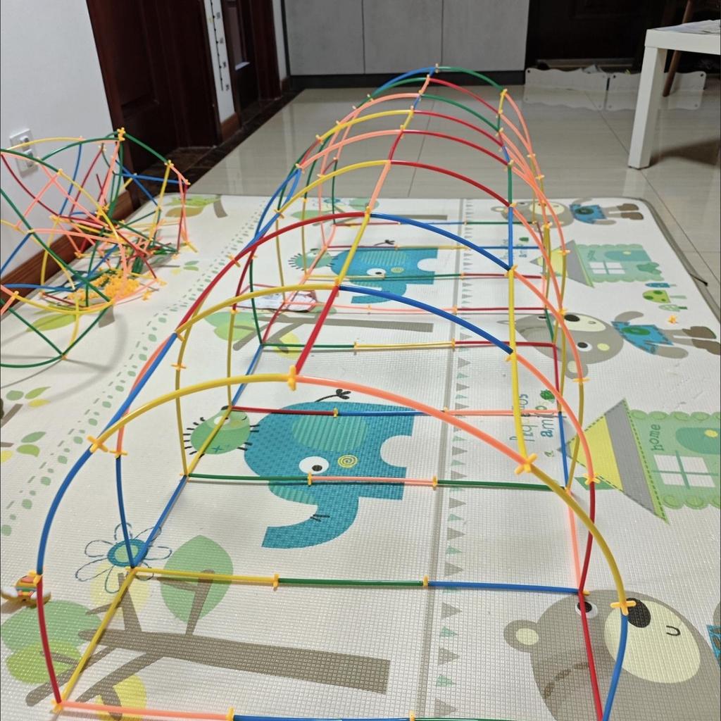 STEM Straw Builders Construction Set Large Pipe Connectors & Straws, Montessori Educational Toys for 3-10Year Olds