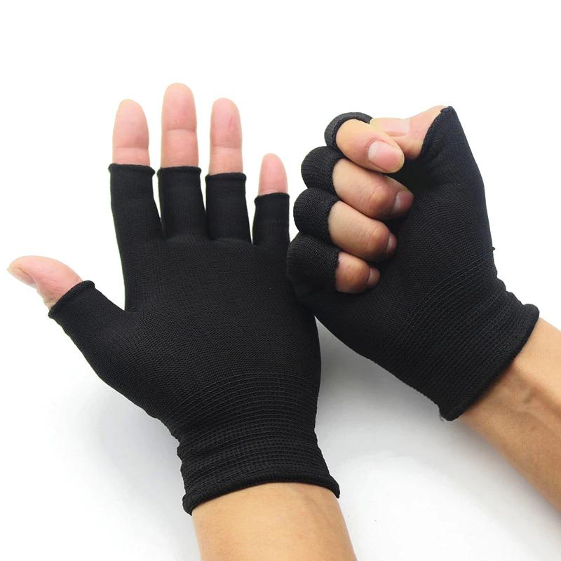 

1 Pair of Black Wear-resistant Work Gloves for Women and Men Knitted Nylon Breathable Elastic Outdoor Protective Gloves One Size чорний