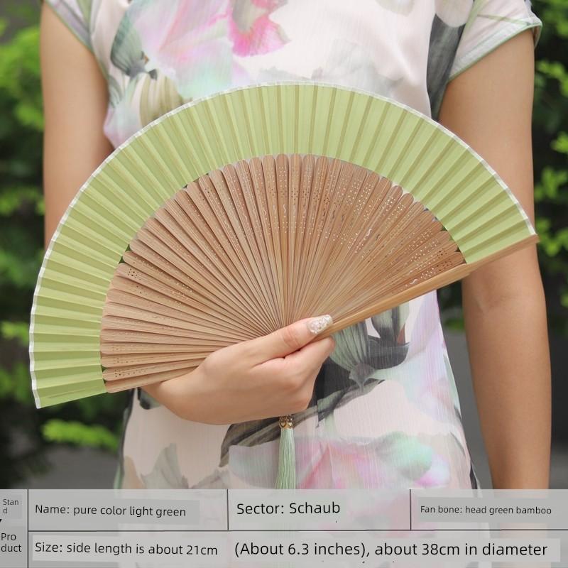 Vintage-Style Portable Green Folding Fan for Women, Suitable for Hanfu, Cheongsam, Classical Dance, and Summer Use