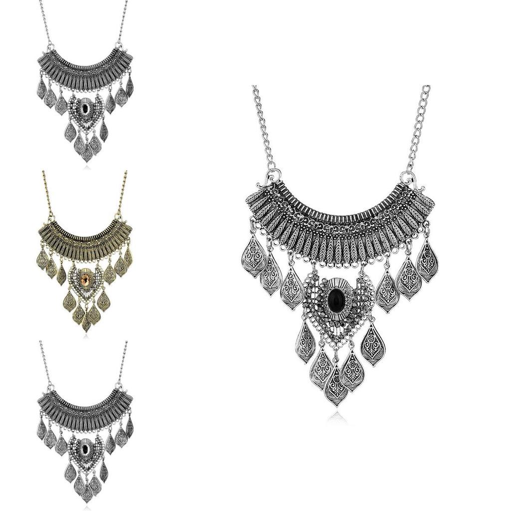 Retro Tree Leaf Statement Necklace With Multilayer Chain And Diamond Accents For Boho Style