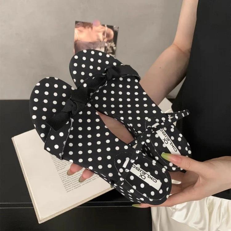 

Fashion Ladies Shoes with Low Heels Sandals for Women s Footwear Buckles Trend Square Toe Heels Concise Flip Flops Casual Buckle Strap 40 чорний