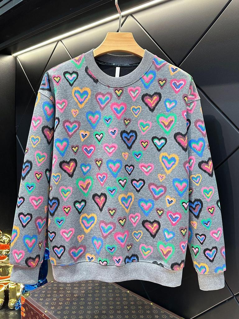 Men's Colorful Heart Print Round Neck Sweatshirt - Stylish, Versatile, & Casual Pullover for Autumn/Winter