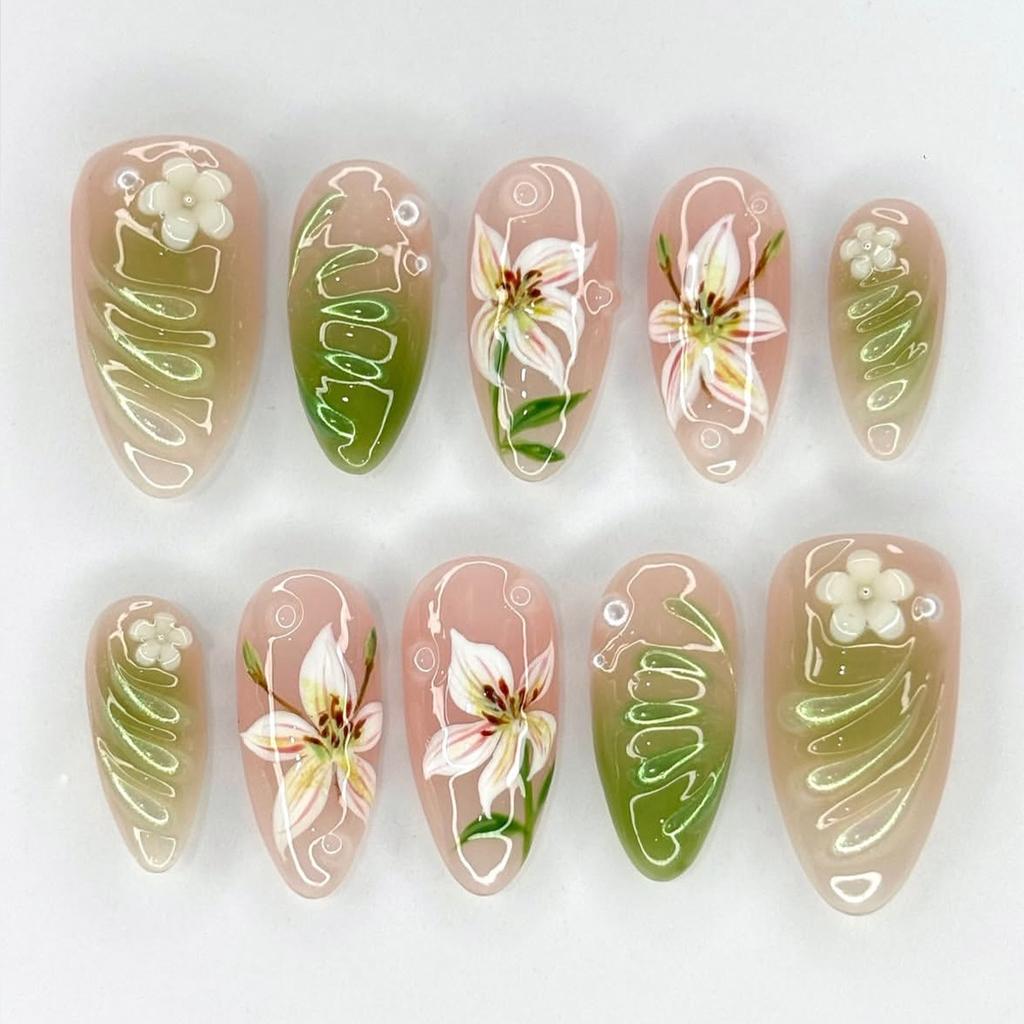 24pcs Wearable Press On Nails Strawberry Bow Design Nails Tips Red Short Almond Pearl Starlight Fake Nail Art Flower False Nails