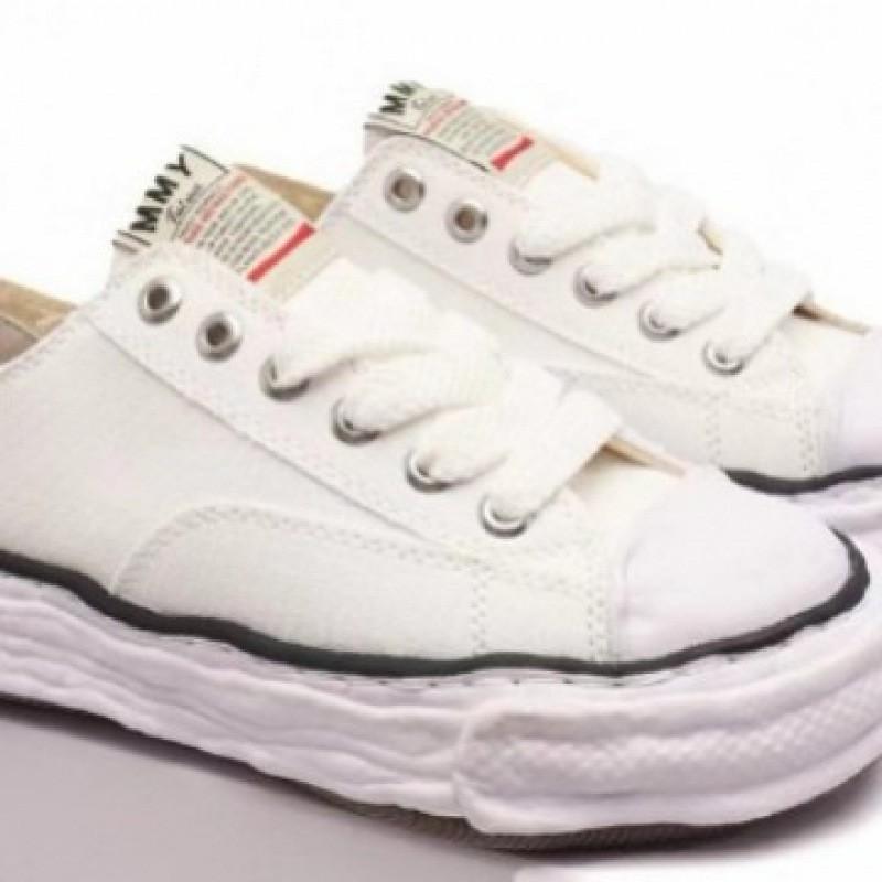 Unisex Canvas Sneakers Low Top Thick Sole Comfortable Casual Shoes Men Women Fall Winter