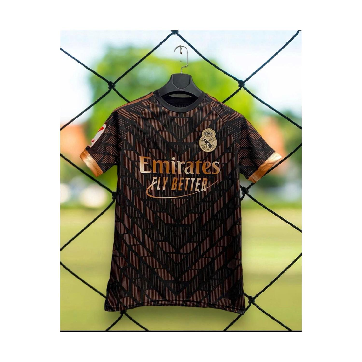 

Джерси Криштиану Роналду специального дизайна «Реал Мадрид»