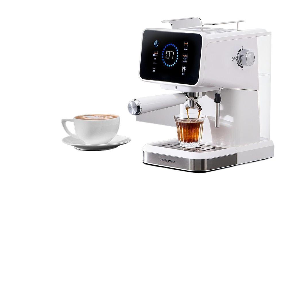 Taliansky espresso kávovar 20 bar: Poloautomatický, Dvojitá extrakcia, Horúci a studený, so zabudovaným mlynčekom pre domáce použitie