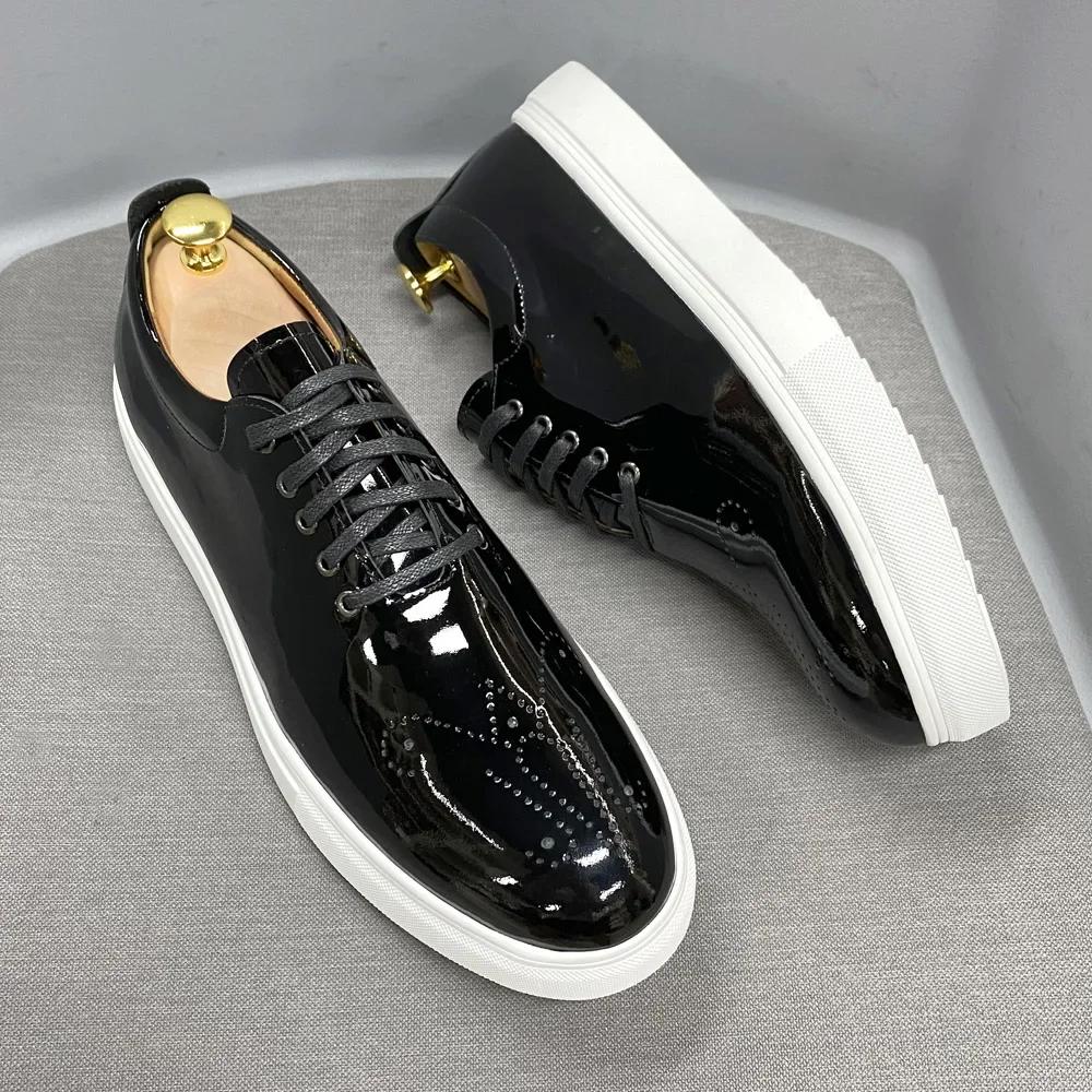 Fashion Men's Black Patent Leather Oxford Shoes Casual Breathable Lace-Up Luxury Office Business Flat Italian Style