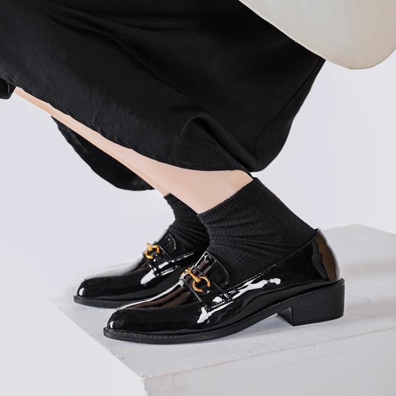 

2025 Spring New Women Loafers Fashion Pearl Decor Thick Heel Ladies Shoes Pu Leather Big Size Office Shoes 35