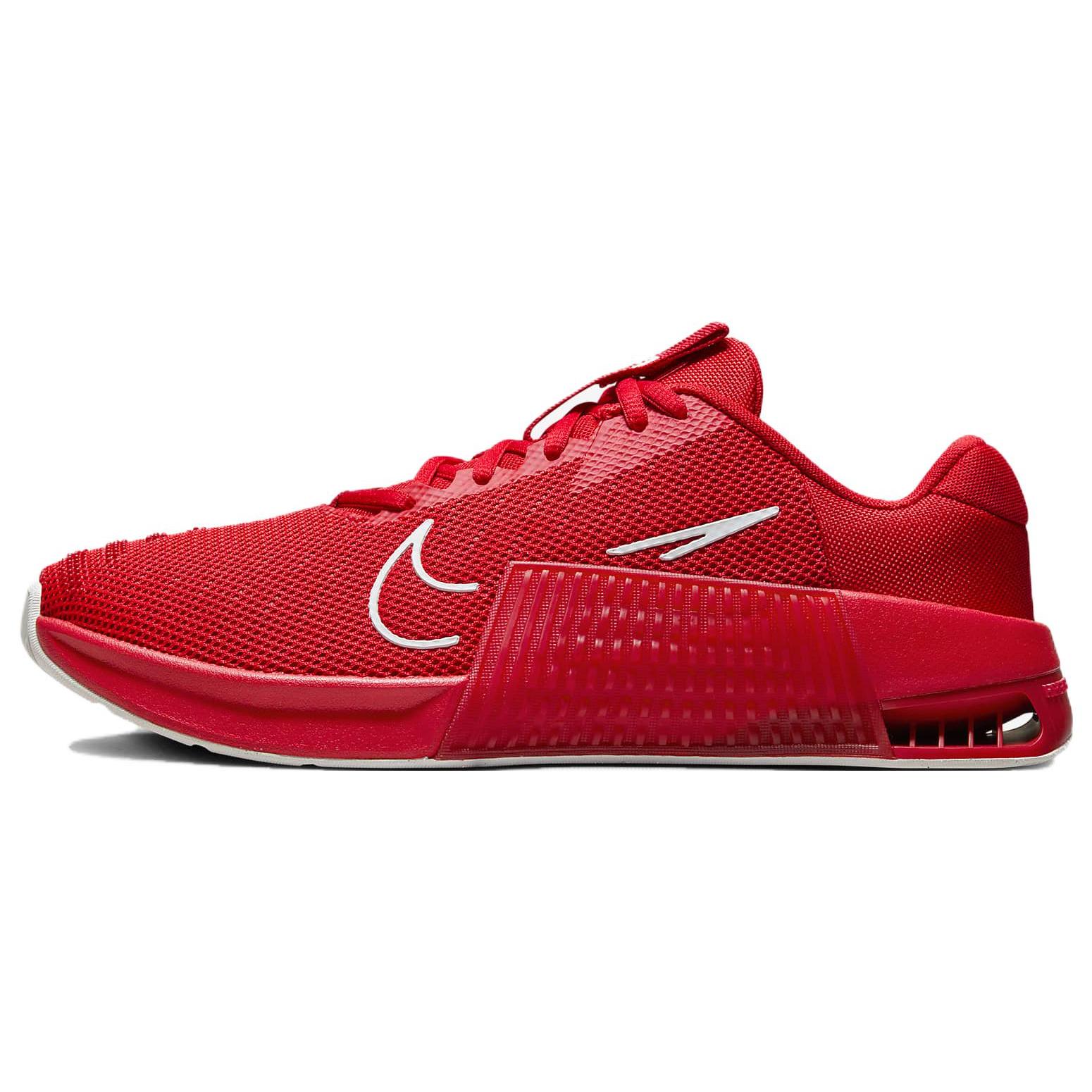 

Новые Nike Metcon 9 University Red DZ2617-600 42.5