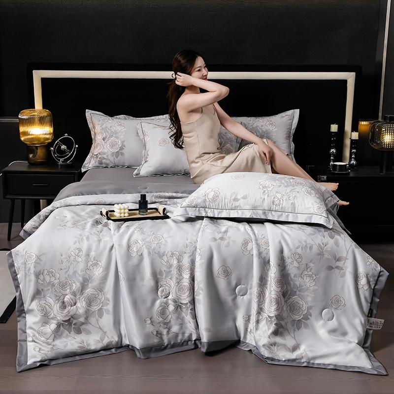 Summer Duvet Smooth Quilt Single/Queen Size Bedspread Skin-friendly Comforter Floral Style Duvets Edredon (No Pillowcase)