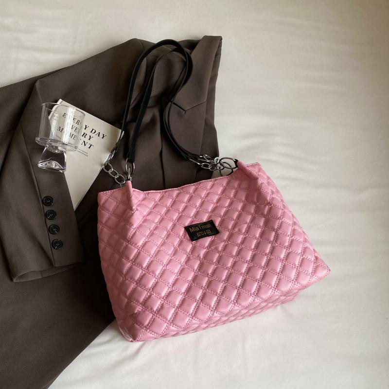 

Проста та модна жіноча сумка-тоут великої місткості, нова повсякденна літня модна тенденція 2024 року, сумка через плече, сумка для щоденних поїздок рожевий