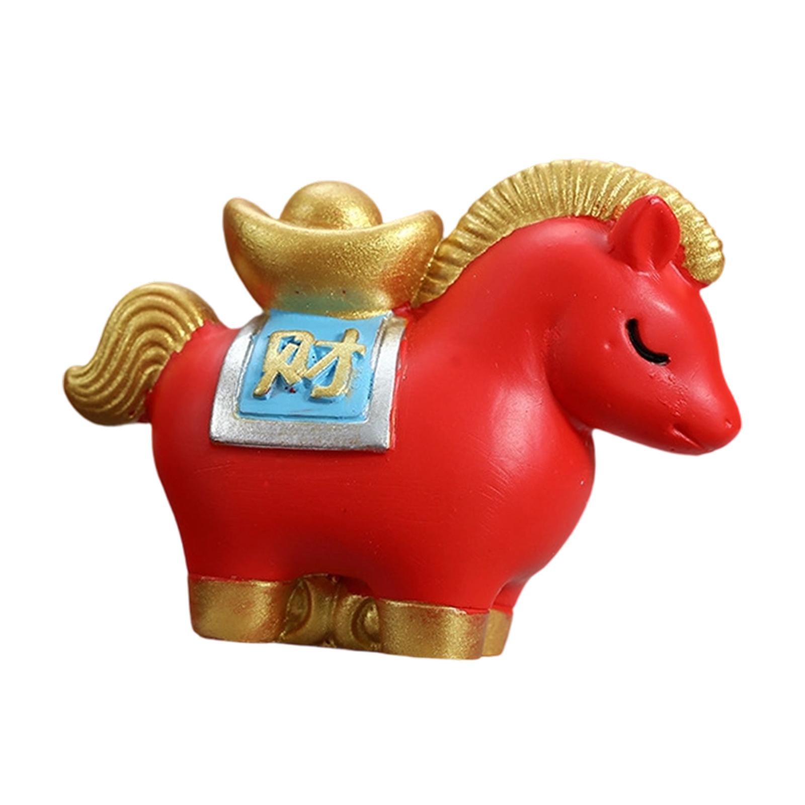 

Decorative Resin Horse Sculpture Creative Animal Figurine for Office Desk Home Decoration Accessories червоний