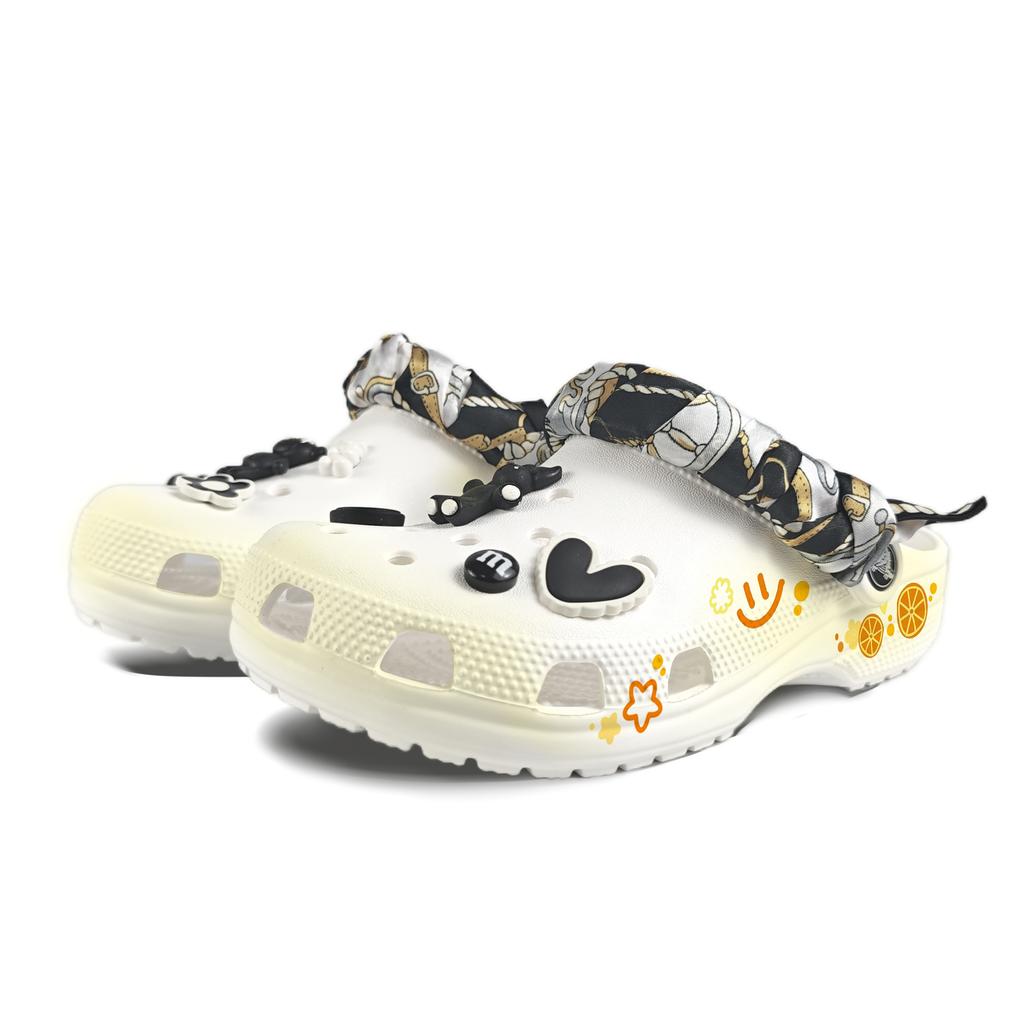 Crocs Crush Clog EVA Smiley Lemon Decorative Buckle Hand Painted Graffiti Casual Fashion Versatile Hole Shoes Unisex White