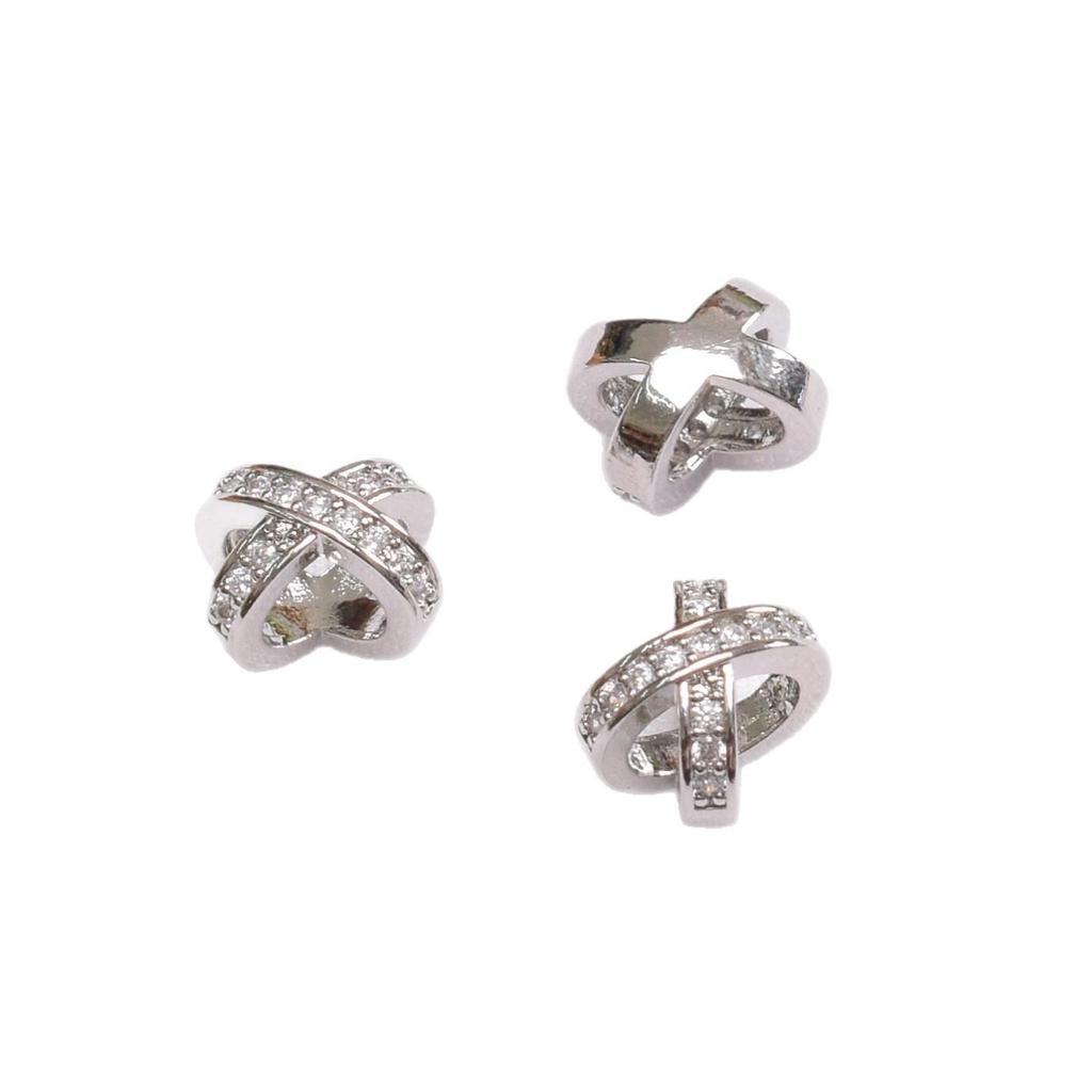 18K Gold Platinierte Farbechte Zirkon Abstandsperlen, Sich kreuzende X-förmige 3D-Accessoires für DIY-Armbänder