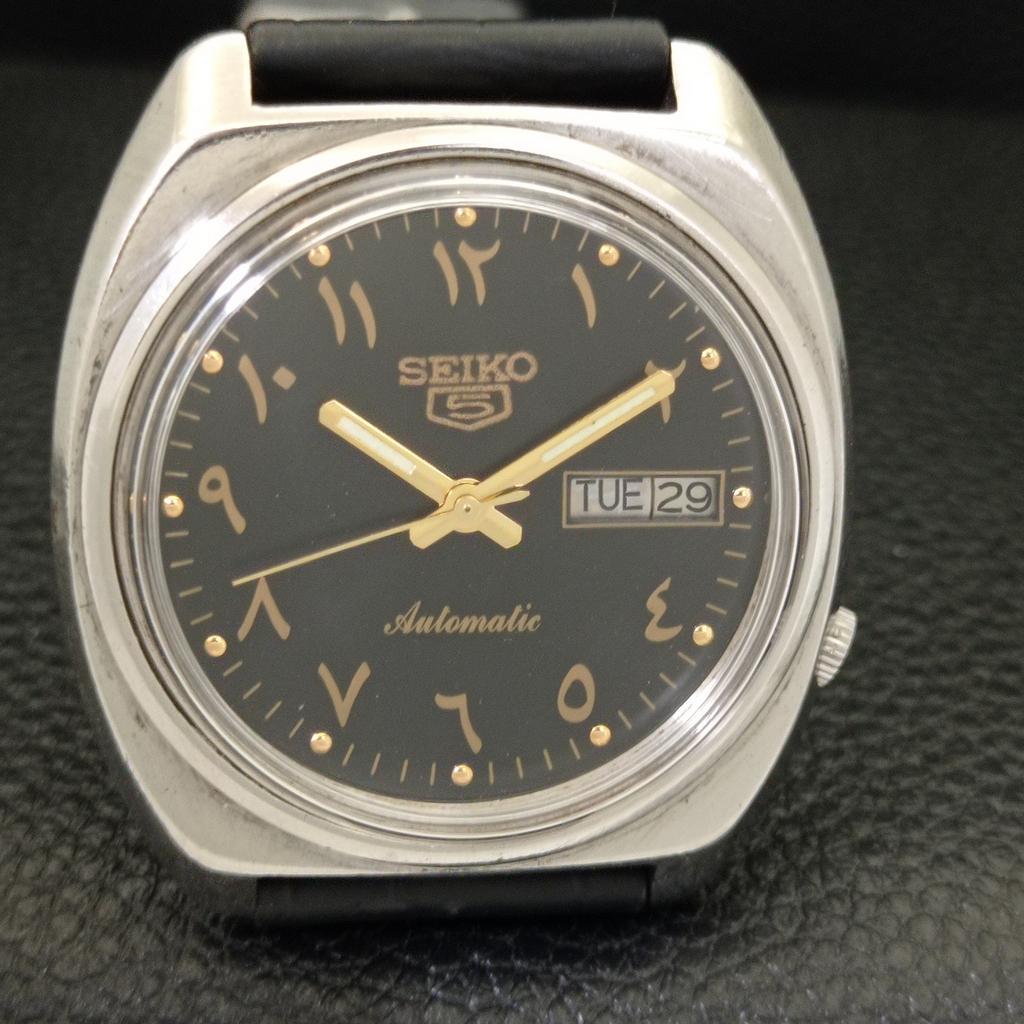 AUTOMATIC 7009A VINTAGE SEIKO 5 JAPAN MENS ARABIC BLACK DIAL WATCH A701617-5