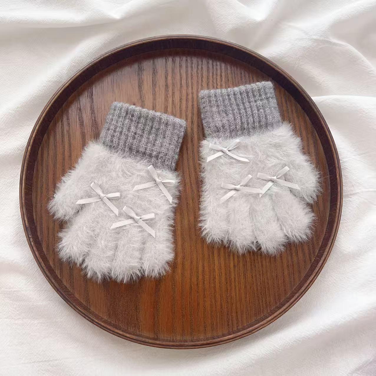 Rabbit Fur Bow Gloves Children s Baby Thickened Warm Furry Five Finger Gloves one size