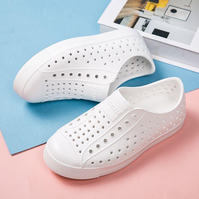 Parent-child hole shoes Women's children's hole shoes Non-slip sandals Men's and women's outdoor baotou wading outside the beach breathable shoes