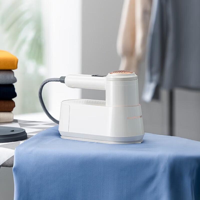 Morphy Richards Portable Handheld Garment Steamer CN plug (adapter included)